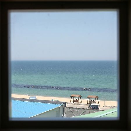 Capsule In Gangneung Hotel Exterior foto