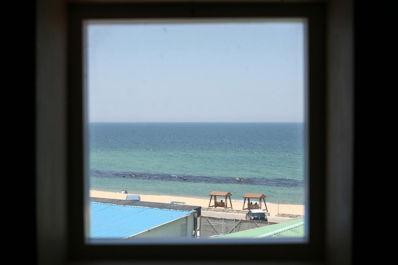 Capsule In Gangneung Hotel Exterior foto